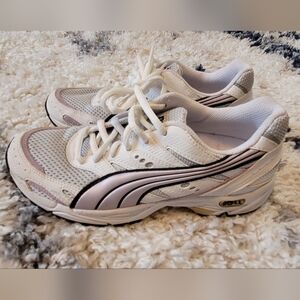 🔥2For$20 Women's Puma Cell Size 6 Lavender White